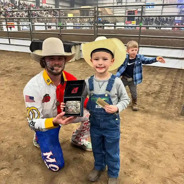 Fan of the Night Buckle, Fan of the Night Buckle
