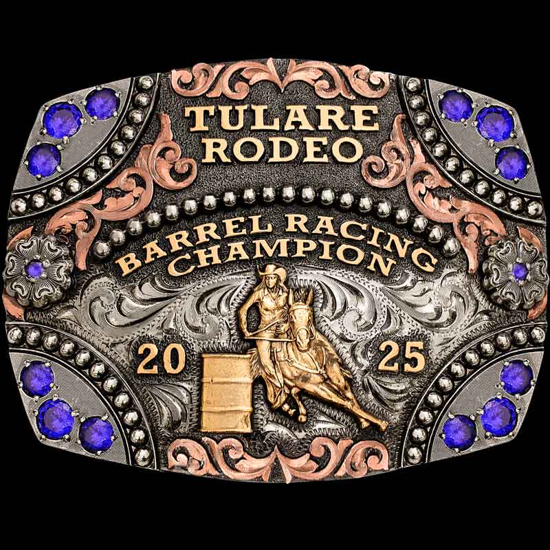 The New Orleans Custom Belt Buckle manifests New Orleans, always over the top! With 12 large cubic zirconias, this unique belt buckle can be fully personalized!